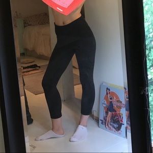 Lululemon cropped leggings